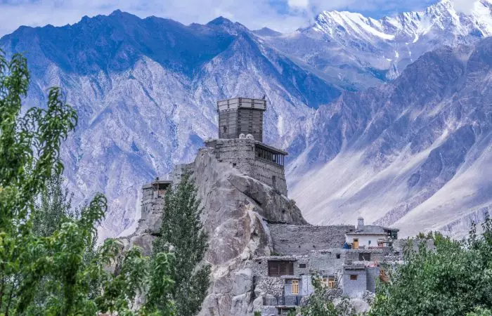 Altit_Fort_Karimabad_Pakistan-PTP-700x450